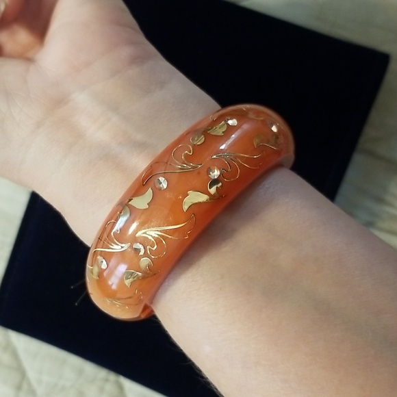 NWT H2Z Resin Hinged Bangle Bracelet with Crystals - Picture 7 of 13